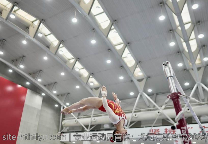 专业运动员首选：尤尼克斯李宁2026羽毛球拍新品推荐